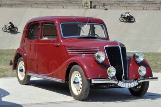 Renault Celtaquatre (1937)