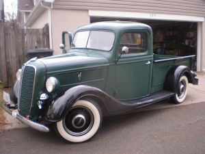 Ford 1937 Pickup_1