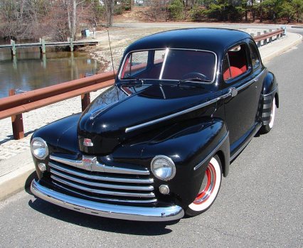 Ford Sedan 1948_1